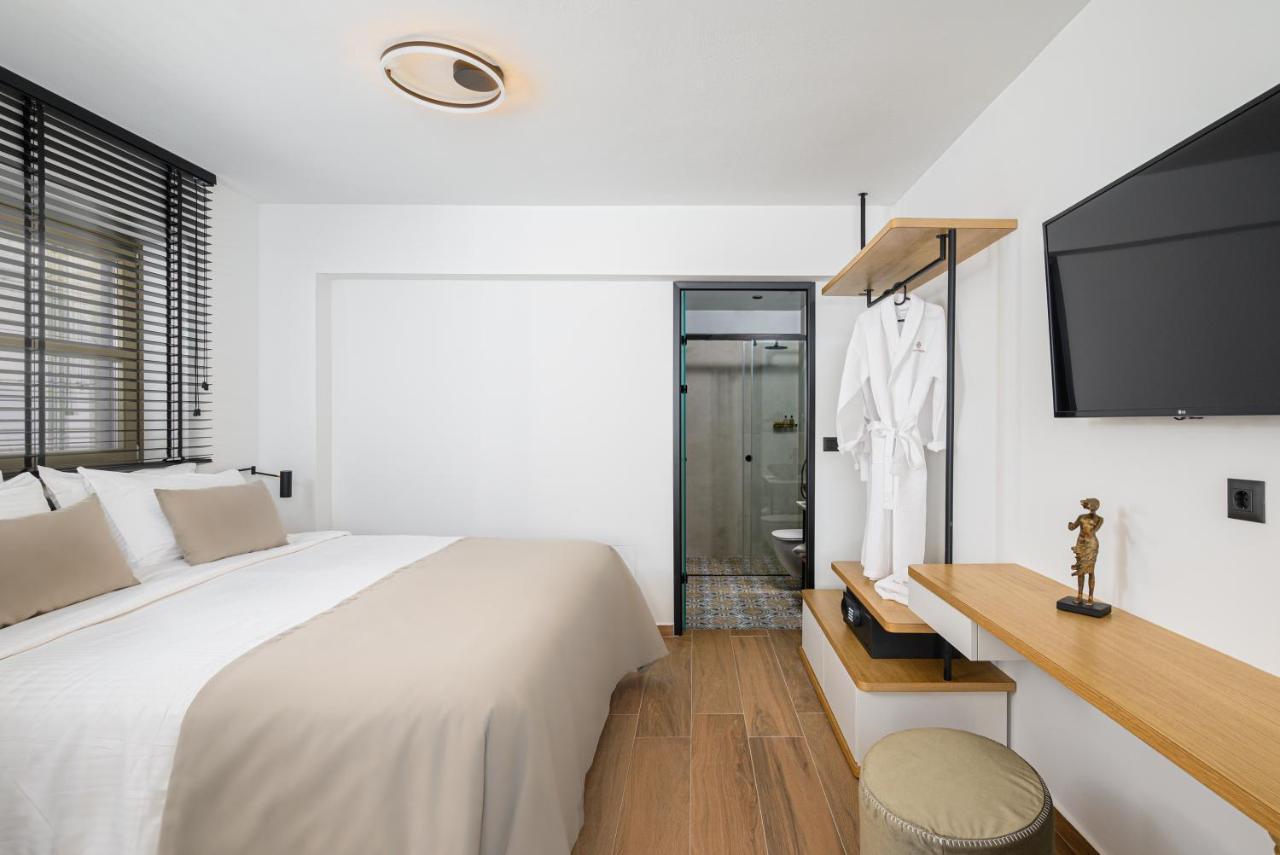 Casa Di Gaga Luxury Suites 罗希姆诺 外观 照片